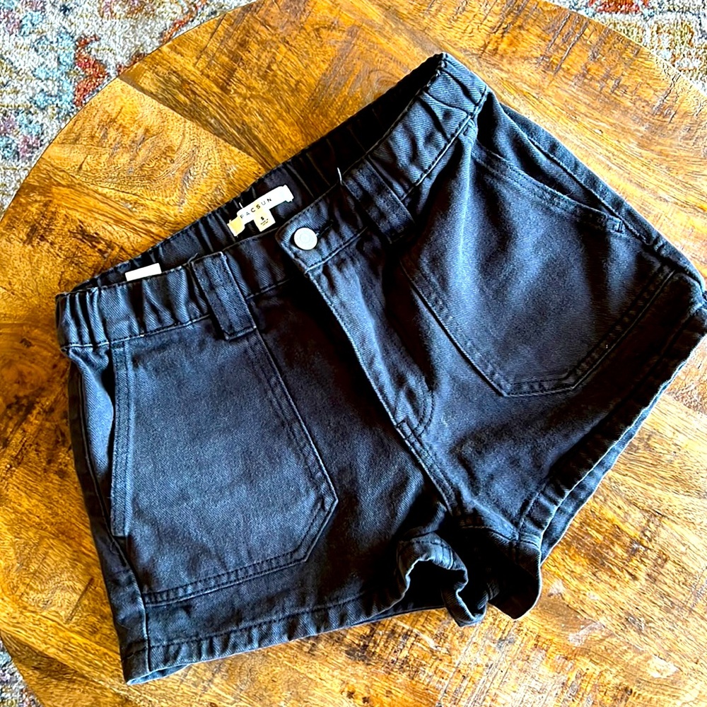 Pacsun Canvas black cargo shorts size small